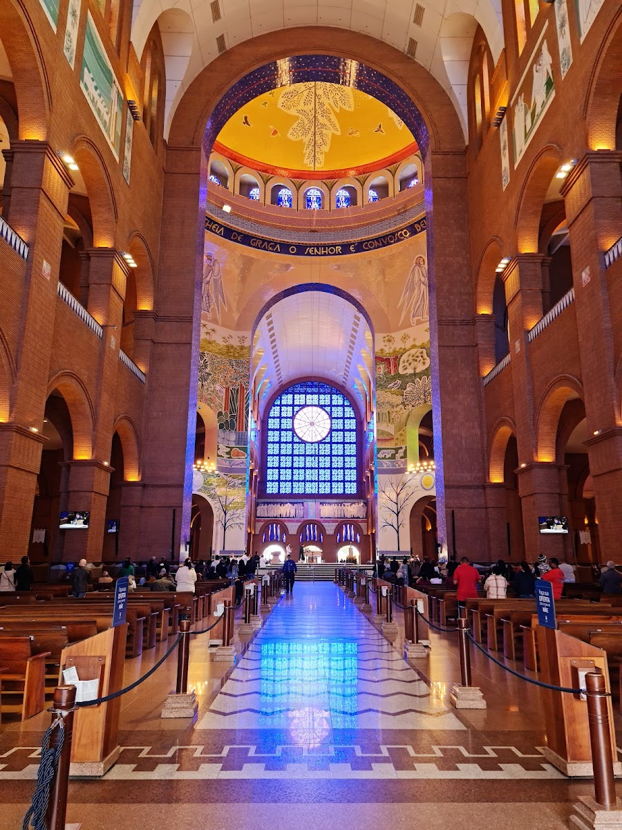 Excursão da Fé: Roteiro de Santuários Brasileiros de Ônibus